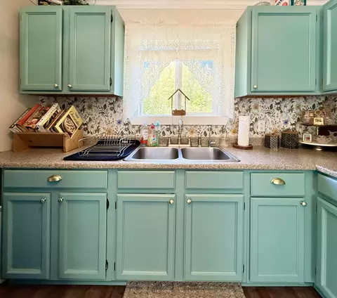 Kitchen - 410 Bog Rd, Hermon, ME 04401 photo 3 of 4