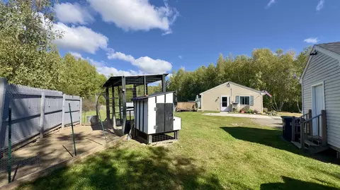 Exterior - 410 Bog Rd, Hermon, ME 04401 photo 8 of 10