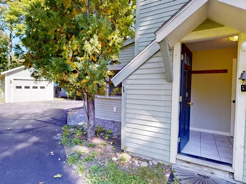 Exterior - 19 Bradbury St, Belfast, ME 04915 photo 7 of 8