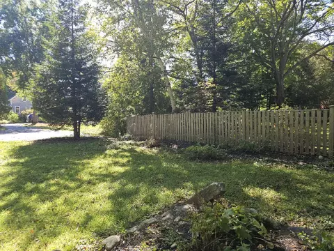 Exterior - 19 Bradbury St, Belfast, ME 04915 photo 8 of 8