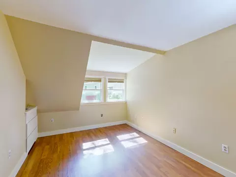 Bedroom - 19 Bradbury St, Belfast, ME 04915 photo 2 of 8