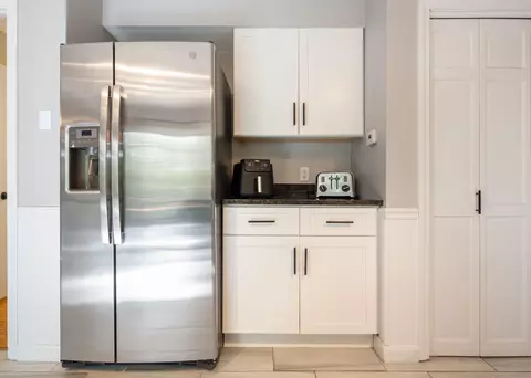 Kitchen - 27 White Rock Dr, Gorham, ME 04038 photo 6 of 6
