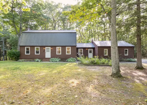Exterior - 27 White Rock Dr, Gorham, ME 04038 photo 12 of 26