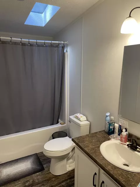 Bath - 60 Pit Rd, Phippsburg, ME 04562 photo 1 of 3