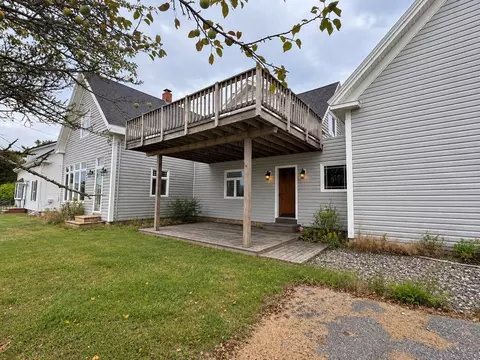 27 Old House Point Rd, Jonesport, ME 04649
