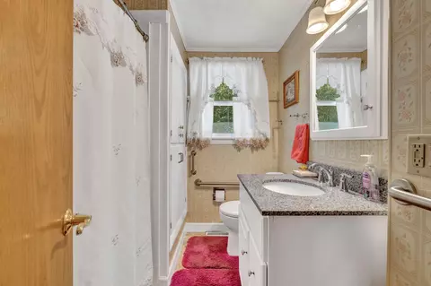 Bath - 735 N Main, Brewer, ME 04412 photo 2 of 2