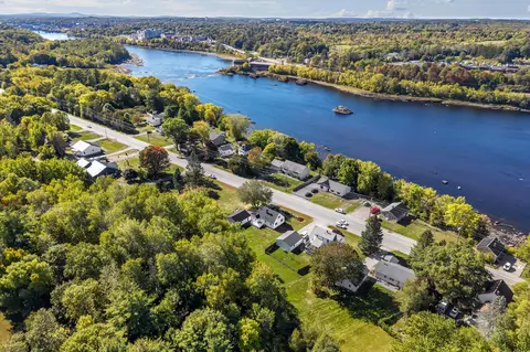 View/Area - 735 N Main, Brewer, ME 04412 photo 10 of 15
