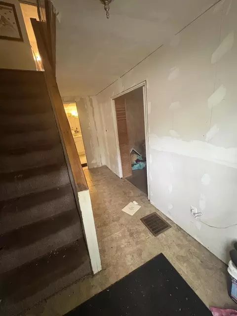 Entry Way - 20 Corliss St, Bath, ME 04530 photo 1 of 1