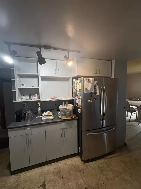 Kitchen - 20 Corliss St, Bath, ME 04530 photo 3 of 3