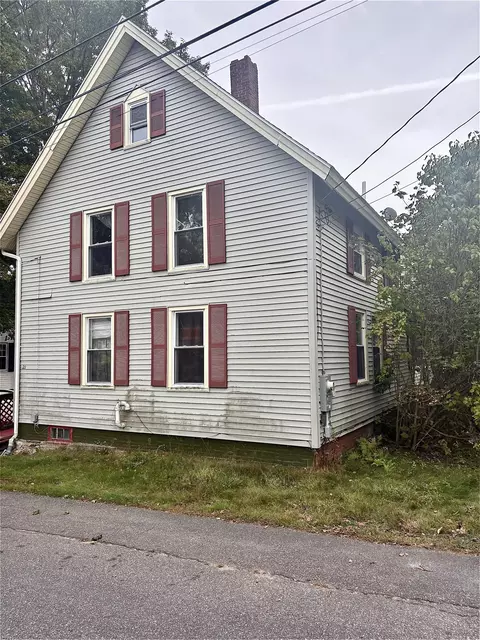 Exterior - 20 Corliss St, Bath, ME 04530 photo 4 of 5