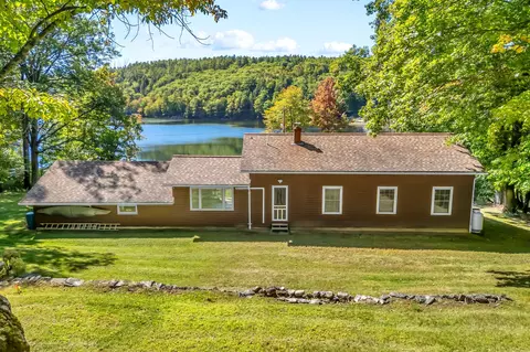 173 Little Wilson Pond Rd, Turner, ME 04282