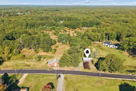 90 Beachwood Ave, Kennebunkport, ME 04046