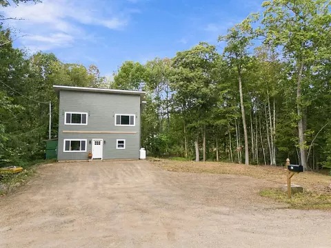 194 Roberts Shore Rd, Liberty, ME 04949