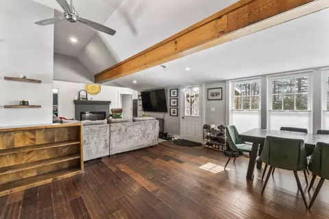 Entry Way - 12 Middlesex Rd, Topsham, ME 04086 photo 1 of 11
