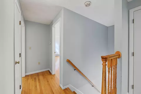 Entry Way - 3 Acorn Ln, Windham, ME 04062 photo 4 of 7