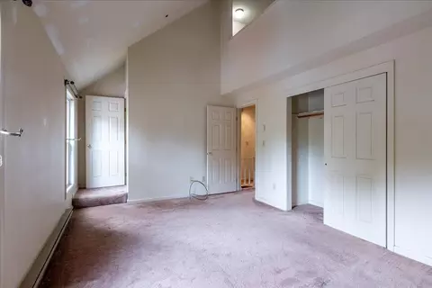 Bedroom - 21 Pine Hill Dr #21, Bath, ME 04530 photo 6 of 7