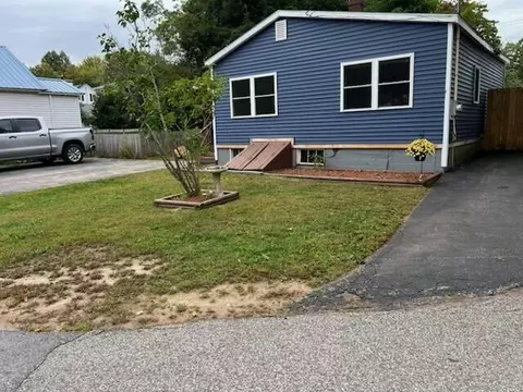 37 Foote St, Old Orchard Beach, ME 04064