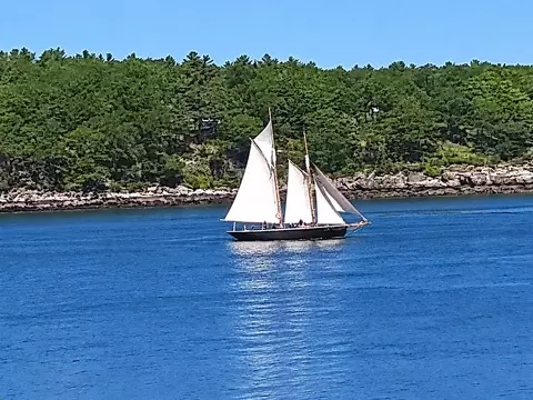 68 Evergreen Lndg, Portland, ME 04108