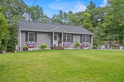 81 Pinecrest Cir, Waterboro, ME 04061