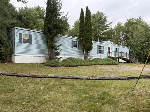 15 Buck Dr, Bradley, ME 04411