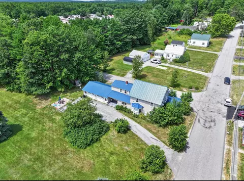 28 Park St, Lisbon, ME 04250