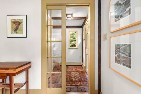 Entry Way - 116 Beech Rd, Eliot, ME 03903 photo 3 of 8
