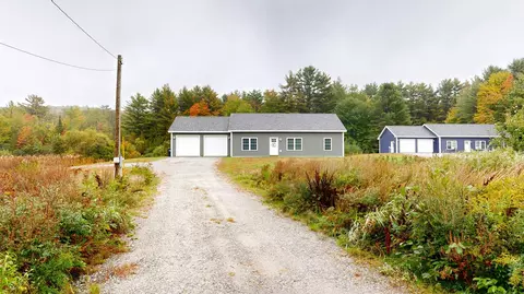 101 Crowley Rd, Lewiston, ME 04240