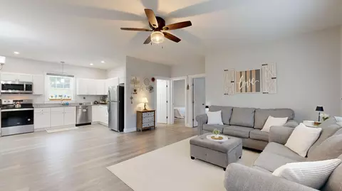 101 Crowley Rd, Lewiston, ME 04240