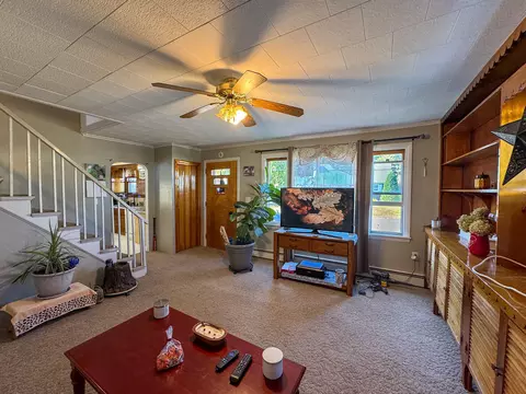 Living - 77 New Hampshire St, Millinocket, ME 04462 photo 2 of 3