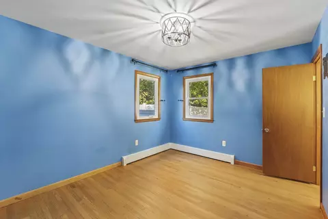 Bedroom - 81 Windsor Ave, Augusta, ME 04330 photo 3 of 5