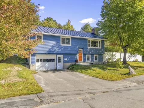 Exterior - 81 Windsor Ave, Augusta, ME 04330 photo 5 of 12