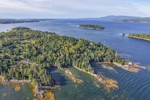M23 L2m Hermits Point Road, Islesboro, ME 04848