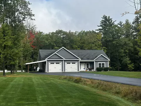 185 Kennebunk Pond Rd, Lyman, ME 04002