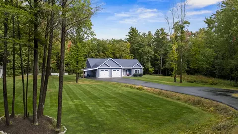185 Kennebunk Pond Rd, Lyman, ME 04002