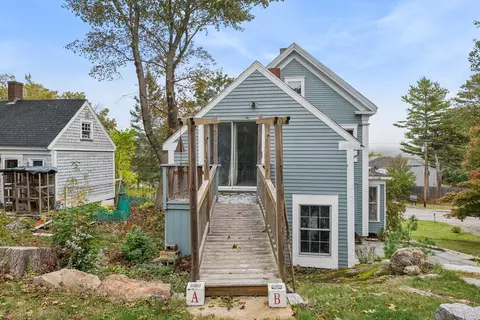 Exterior - 210 Washington St, Bath, ME 04530 photo 4 of 16
