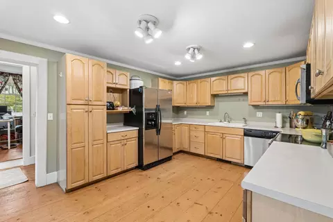 Kitchen - 210 Washington St, Bath, ME 04530 photo 1 of 2