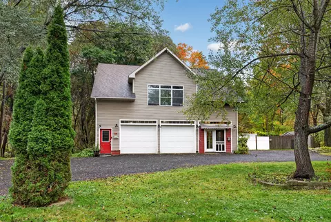 26 Fountain St, Gardiner, ME 04345
