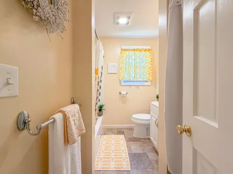 Bath - 87 Pope Rd, Windham, ME 04062 photo 1 of 4