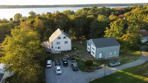8 Beals Cove Rd, Orrs Island, ME 04066