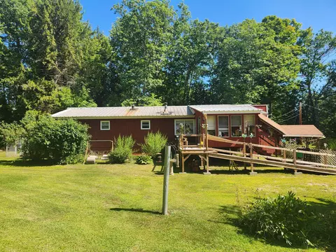 412 Greenwood Rd, Norway, ME 04268