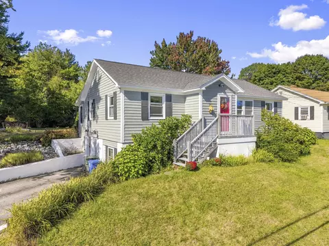 51 Pine Haven Ter, South Portland, ME 04106