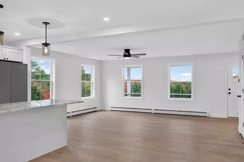 Living - 17 Home Field Dr, Limerick, ME 04048 photo 2 of 4