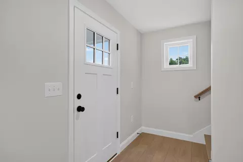 Entry Way - 17 Home Field Dr, Limerick, ME 04048 photo 2 of 3
