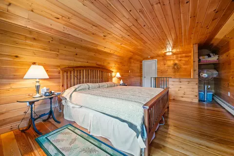Bedroom - 145 Evergreen Cir, Rangeley, ME 04970 photo 5 of 7