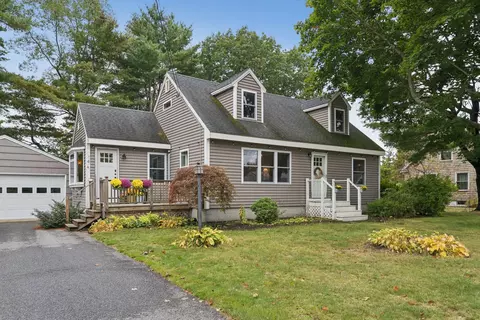 14 Pleasant Ave, Scarborough, ME 04074