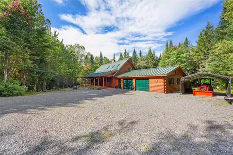 910 Main St, Dennistown, ME 04945