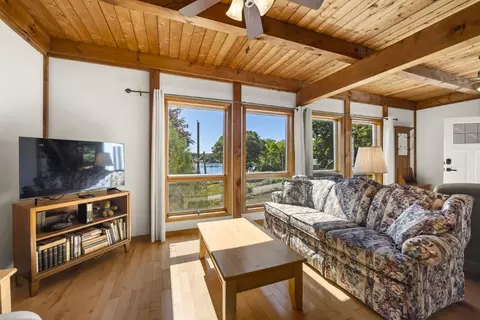 Living - 353 E Side Rd, Boothbay, ME 04537 photo 3 of 4