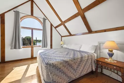 Bedroom - 353 E Side Rd, Boothbay, ME 04537 photo 3 of 6