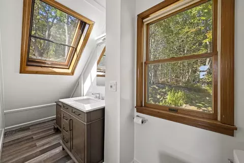 Bath - 353 E Side Rd, Boothbay, ME 04537 photo 3 of 3