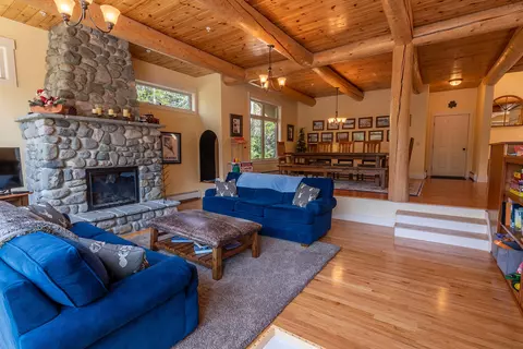 4997 Bridge St, Carrabassett Valley, ME 04947